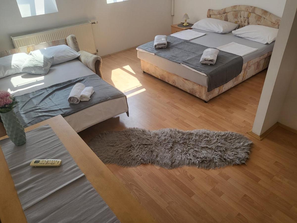 Bed and breakfast Pansion Brod Extérieur photo